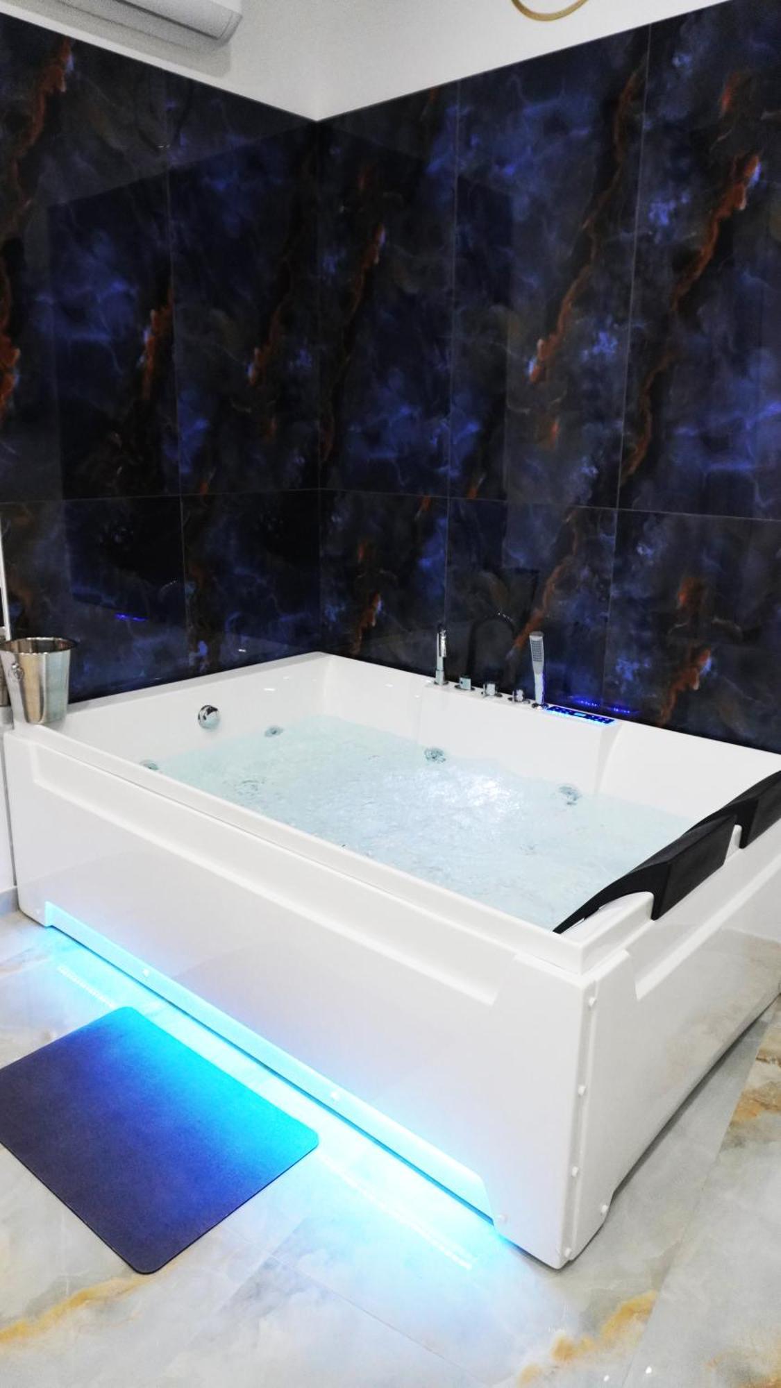 Da Tonino Luxury Apartments Napoli Cameră foto