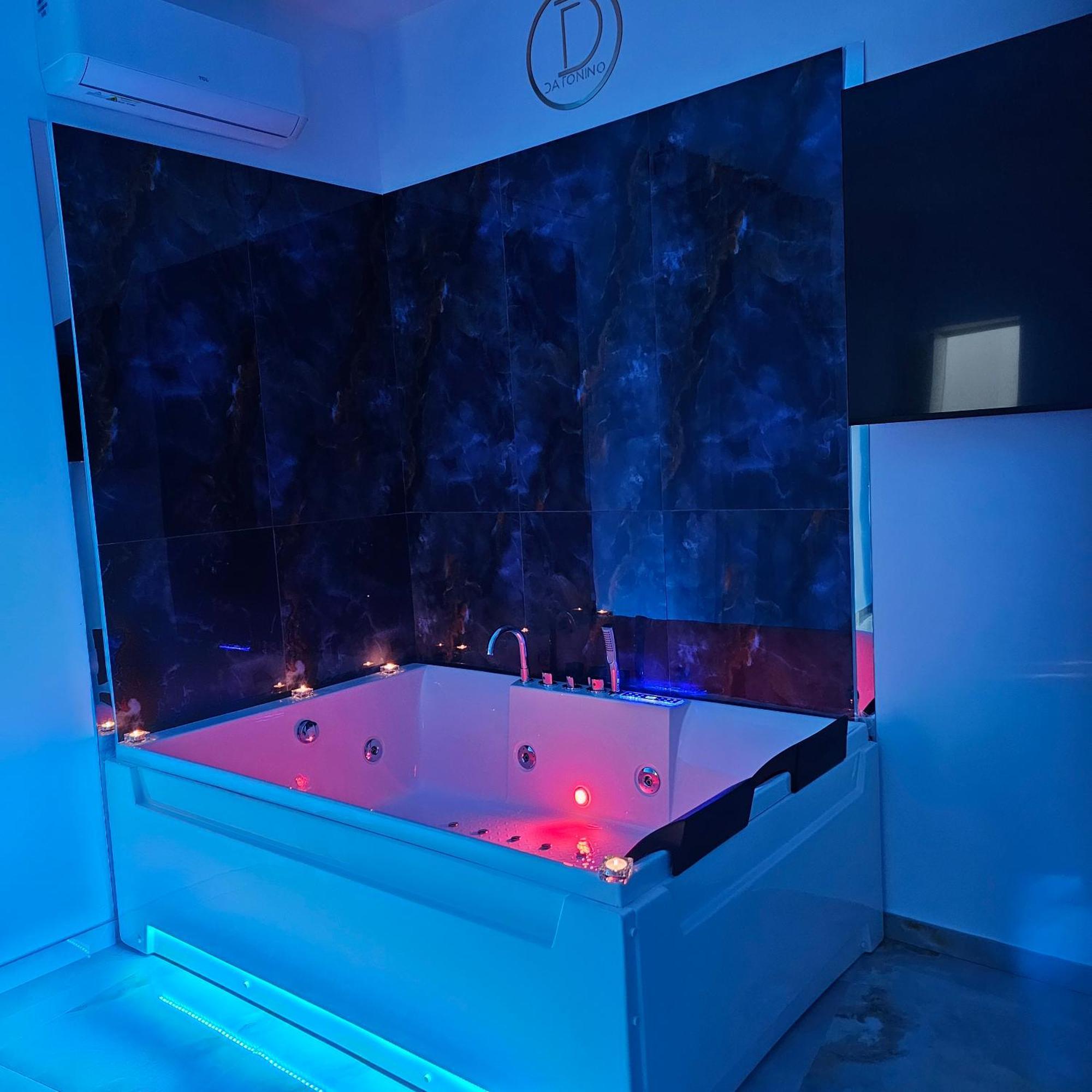 Da Tonino Luxury Apartments Napoli Exterior foto