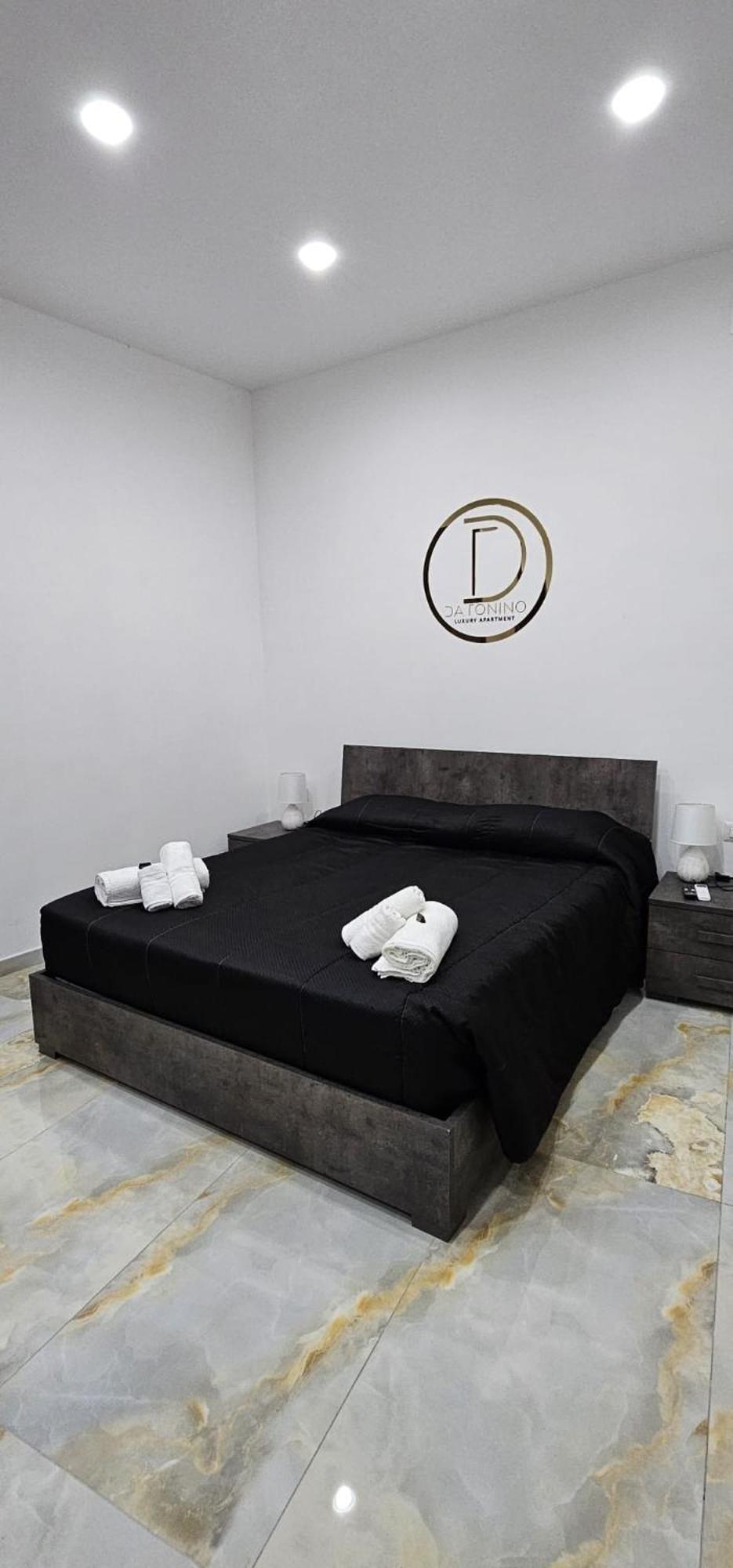 Da Tonino Luxury Apartments Napoli Exterior foto